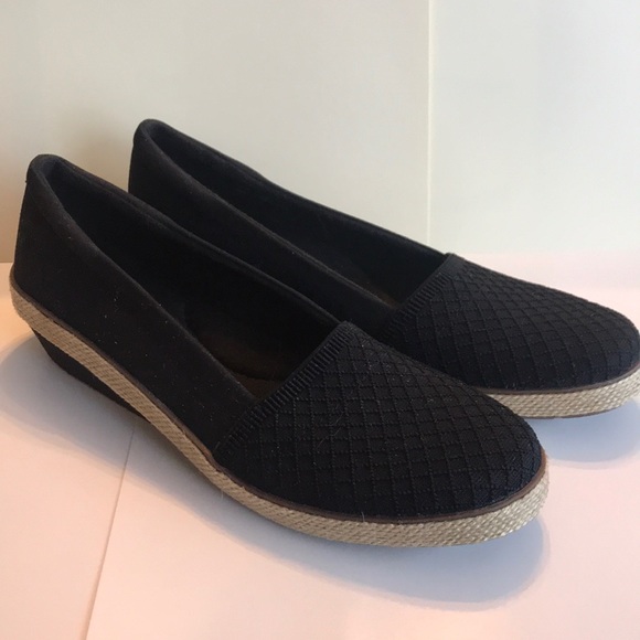 grasshopper slip on shoes